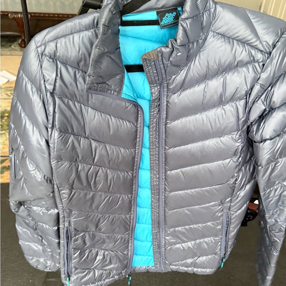 Compact women’s winter jacket
